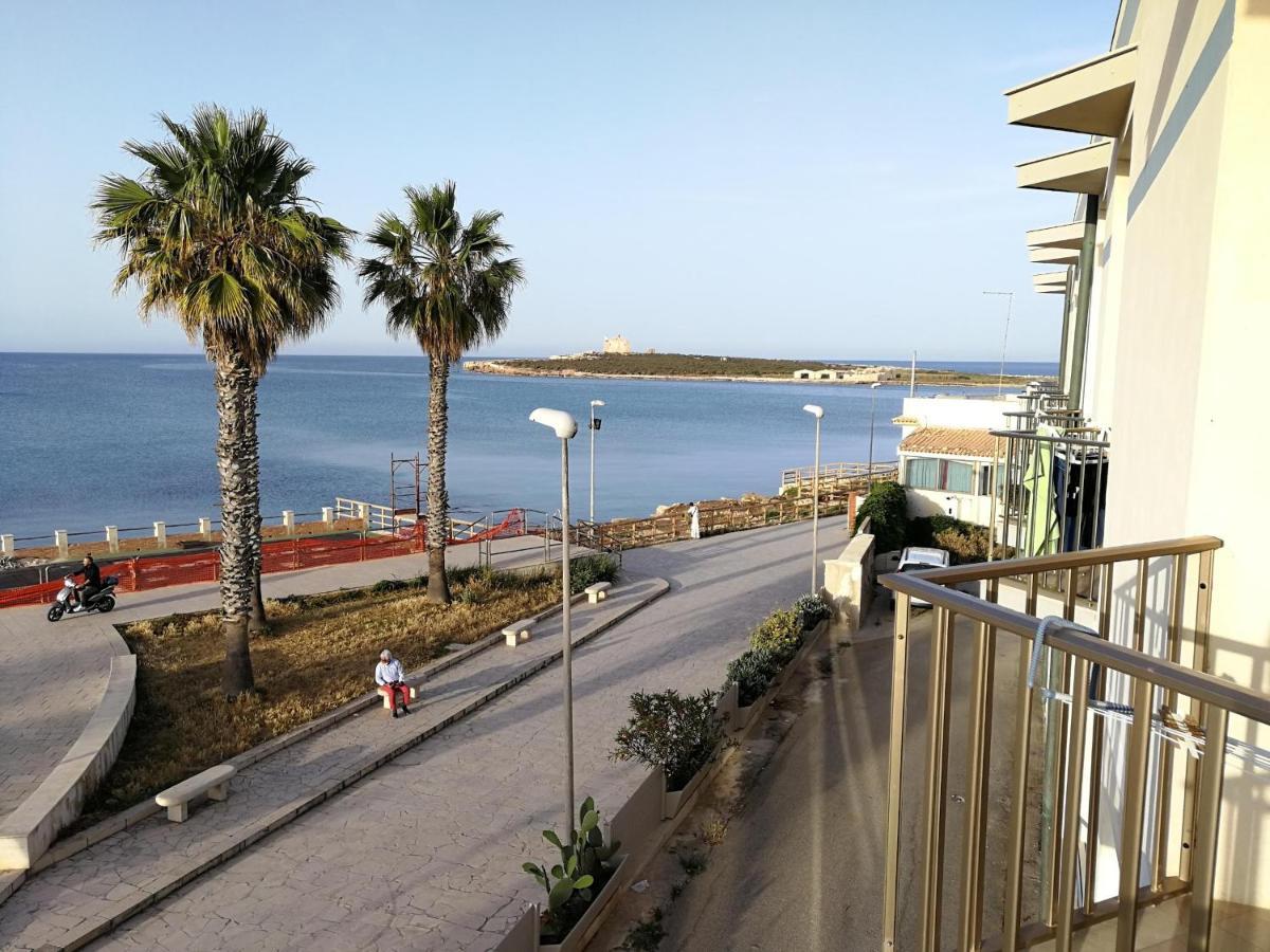 Hotel Vittorio Portopalo Di Capo Passero Exterior foto